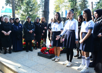 Rayon İcra Hakimiyyətinin başçısı Vətən müharibəsində şəhid olanların üçüncü ildönümü mərasimlərində iştirak edib