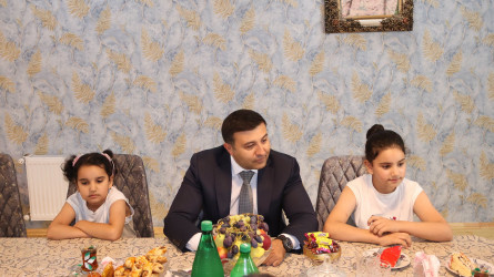 Göyçay Rayon İcra Hakimiyyətinin başçısı Orxan Mürsəlov şəhid Pərvin Məmmədovun qızı Ləmanı 10 yaşı tamam olması münasibətilə təbrik edib
