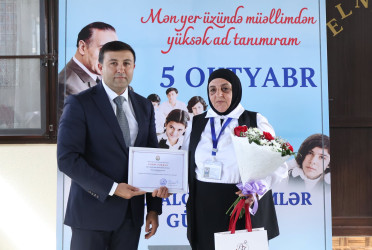 Göyçayda 5 oktyabr - Beynəlxalq Müəllimlər Günü şəhid Elnur Əliyevin evində qeyd olunub