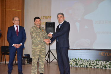Azərbaycan xalqının Ümummilli lideri Heydər Əliyevin anadan olmasının 102 illiyi ilə əlaqədar  “Konstitusiya və Suverenlik İli” çərçivəsində “Milli Konstitusiyadan tam Suverenlik Zirvəsinə” mövzusunda ümumrayon müşavirəsi keçirilib