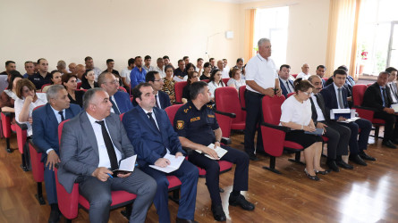 Göyçay Rayon İcra Hakimiyyətinin başçısı Orxan Mürsəlov Şıxbəy kəndində səyyar qəbul keçirib