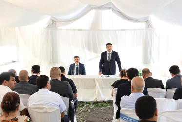 Göyçay Rayon İcra Hakimiyyətinin başçısı Orxan Mürsəlov Üngütlü kəndində səyyar qəbul keçirib.