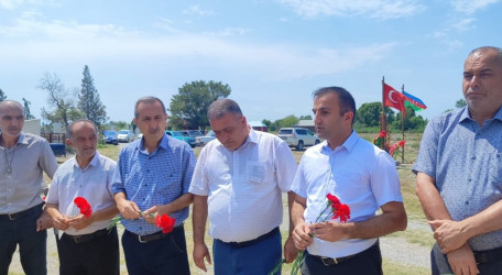 Aprel döyüşlərində şəhid olmuş Teymur Qasımovun ad günü məzarı önündə qeyd olundu