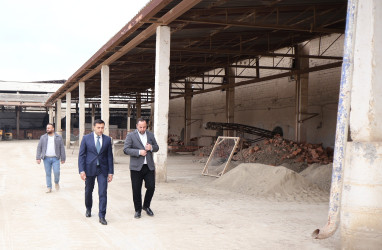 Göyçay Rayon İcra Hakimiyyətinin başçısı Orxan Mürsəlov “Kərpic-San LTD” müəssisəsində olub