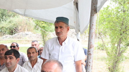 Göyçay Rayon İcra Hakimiyyətinin başçısı Orxan Mürsəlov Xəlitli kəndində səyyar qəbul keçirib