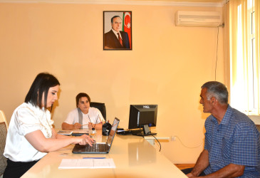 Rayon İcra Hakimiyyətində vətəndaşların növbəti qəbulu keçirilib