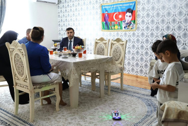Göyçay Rayon İcra Hakimiyyətinin başçısı Orxan Mürsəlov şəhid Abdulcəmil Bilalovun övladları Mustafa və Ahmedi doğum günü münasibətilə təbrik edib