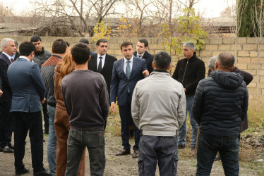 Göyçay Rayon İcra Hakimiyyətinin başçısı Orxan Mürsəlov vətəndaşların müraciəti əsasında onları narahat edən məsələ ilə bağlı Ənvər Məmmədəxanlı küçəsində olub, müvafiq tapşırıqlar verib