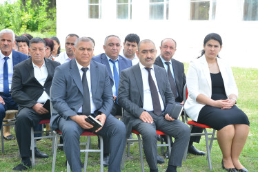 Rayonun Üngütlü kəndində vətəndaşlarla növbəti səyyar qəbul keçirilib