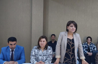 Göyçayda Zərifə xanım Əliyevanın anadan olmasının 102 illiyi ilə əlaqədar dəyirmi masa keçirilib