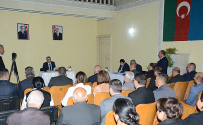 Göyçay rayonunun Qızılağac kəndində sakinlərlə növbəti səyyar qəbul keçirilib