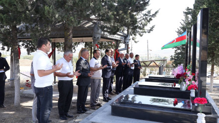 Göyçayda torpaqlarımızın azadlığı uğrunda canından keçən şəhidlərin məzarları ziyarət olunub