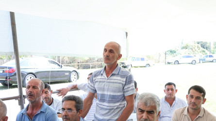 Göyçay Rayon İcra Hakimiyyətinin başçısı Orxan Mürsəlov Ərəbşahverdi kəndində səyyar qəbul keçirib.