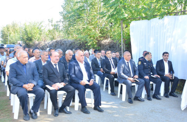 Göyçay rayonunun Şıxəmir kəndində sakinlərlə növbəti səyyar qəbul keçirilib