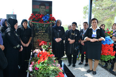 Rayon İcra Hakimiyyətinin başçısı Vətən müharibəsində şəhid olanların üçüncü ildönümü mərasimlərində iştirak edib