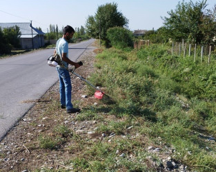 Göyçay rayonunda küçələrin işıqlandırılması, təmizlənməsi və təmiri işləri davam edir