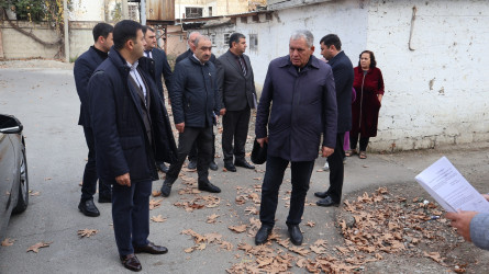 Rayon İcra Hakimiyyətinin başçısı Orxan Mürsəlov çoxmənzilli binalara baxış keçirib