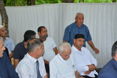 Rayonun Yeniarx kəndində vətəndaşlarla növbəti səyyar qəbul keçirilib