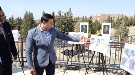 Rayon İcra Hakimiyyətinin başçısı Orxan Mürsəlov əsaslı təmirdən sonra şəhid məzarlarına baxış keçirib