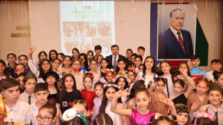 Rayon İcra Hakimiyyətinin başçısı Orxan Mürsəlov 1 İyun - Uşaqların Beynəlxalq Müdafiəsi Günü münasibətilə təşkil edilmiş bayram tədbirində iştirak edib