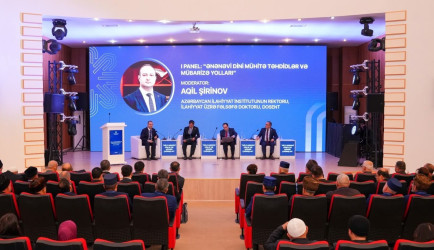 Dini Qurumlarla İş üzrə Dövlət Komitəsinin təşkilatçılığı ilə “Milli-mənəvi kimlik və müasir çağırışlar” mövzusunda Göyçay rayon Heydər Əliyev Mərkəzində regional konfrans təşkil olunub