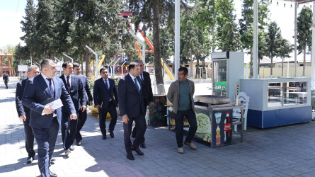 Rayon İcra Hakimiyyətinin başçısı Orxan Mürsəlov Əli Kərim adına şəhər parkına və Göyçay şəhər stadionuna baxış keçirib.