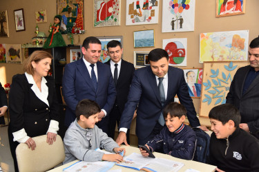 Rayon İcra Hakimiyyətinin başçısı Orxan Mürsəlov Göyçay Gənclər Evinin kollektivi və fəaliyyəti ilə tanış olub