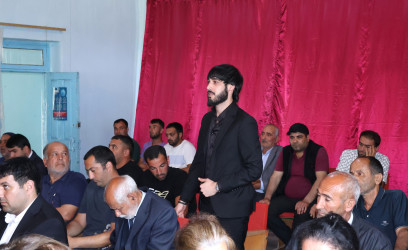Göyçay Rayon İcra Hakimiyyətinin başçısı Orxan Mürsəlov Bəydövül kənd sakinləri ilə səyyar qəbul keçirib