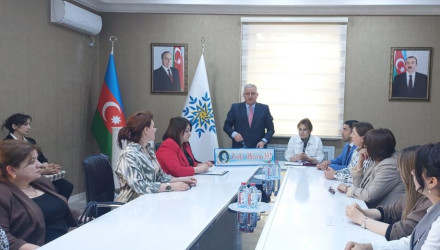 Göyçayda Zərifə xanım Əliyevanın anadan olmasının 102 illiyi ilə əlaqədar dəyirmi masa keçirilib