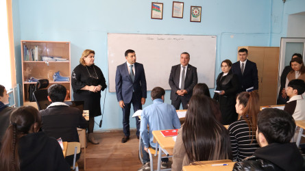 Rayon İcra Hakimiyyətinin başçısı Orxan Mürsəlov Göyçay Dövlət İdarəetmə və Texnologiya Kollecində olub