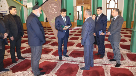 Göyçay Rayon İcra Hakimiyyətinin başçısı Orxan Mürsəlov “Əbülfəzlil Abbas” və “Mərkəz” məscidlərində olub