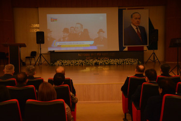 Azərbaycan xalqının Ümummilli lideri Heydər Əliyevin anadan olmasının 102 illiyi ilə əlaqədar  “Konstitusiya və Suverenlik İli” çərçivəsində “Milli Konstitusiyadan tam Suverenlik Zirvəsinə” mövzusunda ümumrayon müşavirəsi keçirilib