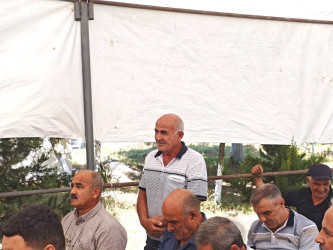 Göyçay Rayon İcra Hakimiyyətinin başçısı Orxan Mürsəlov Alıkənd kəndində səyyar qəbul keçirib