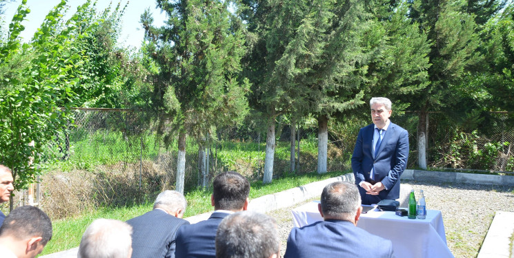 Rayonun Ərəbşahverdi kəndində vətəndaşlarla növbəti səyyar qəbul keçirilib
