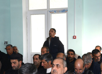 Rayon İcra Hakimiyyətinin başçısı Orxan Mürsəlov rayonun hüquq mühafizə orqanları, idarə, müəssisə və təşkilat rəhbərlərinin iştirakı ilə Qaraman kənd sakinləri ilə səyyar qəbul keçirib