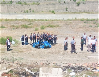 Göyçay çayının sahilində təmizlik aksiyası keçirilib