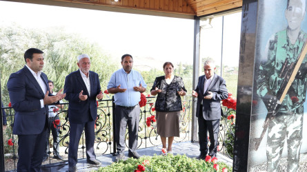 Göyçayda torpaqlarımızın azadlığı uğrunda canından keçən şəhidlərin məzarları ziyarət olunub