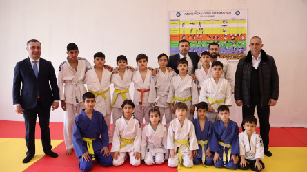 Rayon İcra Hakimiyyətinin başçısı Orxan Mürsəlov Göyçay Olimpiya İdman Kompleksində olub