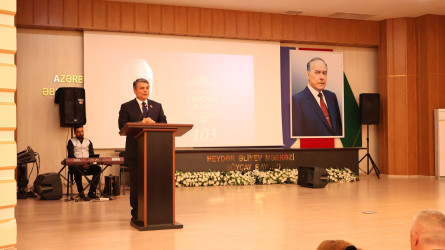 Göyçayda Müstəqil Azərbaycan dövlətinin qurucusu, görkəmli siyasi və dövlət xadimi, xalqımızın Ümummilli Lideri Heydər Əliyevin anadan olmasının 103-cü ildönümü qeyd olunub