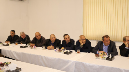 Göyçay Rayon İcra Hakimiyyətinin başçısı Orxan Mürsəlov Çernobıl Atom Elektrik Stansiyasında baş vermiş qəzanın 40-cı ildönümü münasibətilə qəza iştirakçıları ilə görüşüb