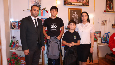 Göyçay Rayon İcra Hakimiyyətinin başçısı Orxan Mürsəlov yeni tədris ilində Vətən müharibəsi şəhidlərinin övladlarını təbrik edib