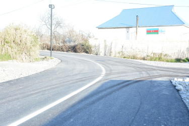 Göyçayın Türkmən kəndinin mərkəzi yoluna yeni asfalt örtüyü vurulub