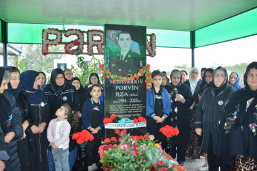 Vətən müharibəsi şəhidlərinin beşinci ildönümü məzarları önündə qeyd olundu