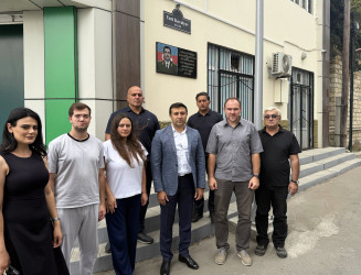 Göyçay Rayon İcra Hakimiyyətinin başçısı Orxan Mürsəlov Azərbaycanın Milli Qəhrəmanı şəhid Yuri Kovalyovun qardaşı Vitali Kovalyov, qızı Regina Kovalyova, onun həyat yoldaşı, Vətən müharibəsi iştirakçısı Denis Quzlayev və şəhidin döyüş yoldaşları ilə görüşüb