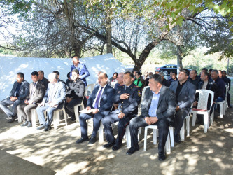 İcra hakimiyyətinin başçısı Yenikənd kəndində növbəti səyyar qəbul keçirib