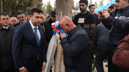 Birinci Qarabağ müharibəsində itkin düşmüş şəhid Babayev Vüqar Səlim oğlu Göyçay şəhər Şəhidlər Xiyabanında dəfn edilib