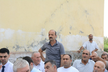 Rayon İcra Hakimiyyəti başçısı Yekəxana kəndində növbəti səyyar qəbul keçirib