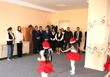 Rayon İcra Hakimiyyətinin başçısı Orxan Mürsəlov Göyçay Gənclər Evinin kollektivi və fəaliyyəti ilə tanış olub
