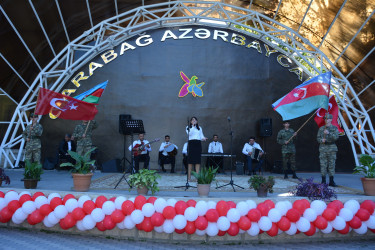 Göyçay şəhər mərkəzində 8 Noyabr - Zəfər Günü ilə əlaqədar konsert təşkil olunub