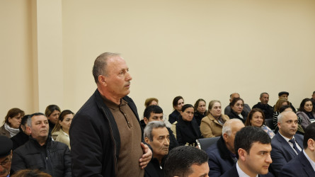 Rayon İcra Hakimiyyətinin başçısı Orxan Mürsəlov rayonun Ləkçılpaq kənd sakinləri ilə səyyar qəbul keçirib